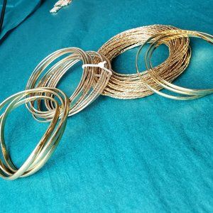 2/15$ Lot of 5 multiple bracelet bangles